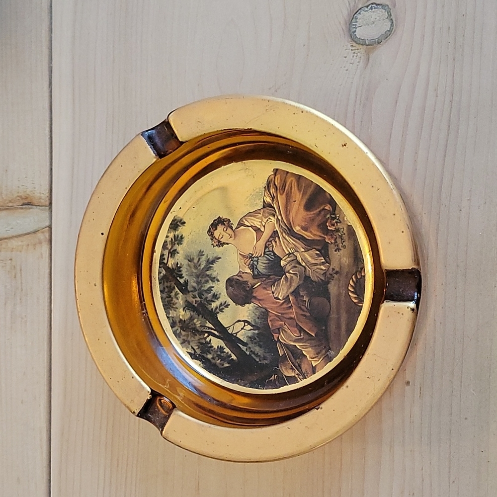 Goldtone Amber Italian Ashtray - Victorian Couple
